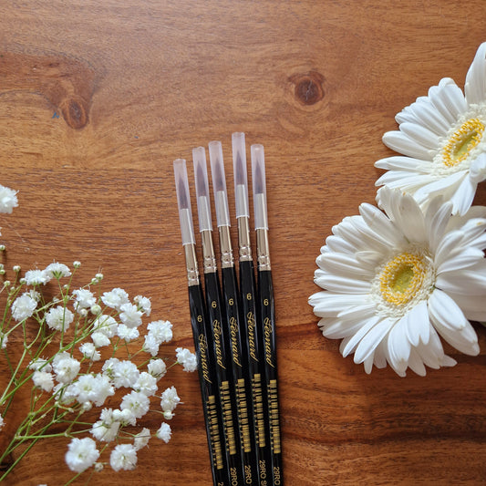 1 Pinceau "Leonard" "petit-gris" numéro 6