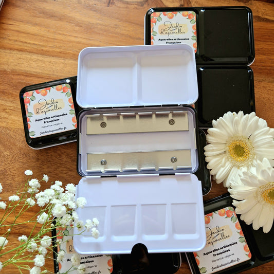 Boîte en métal, 12 places et +