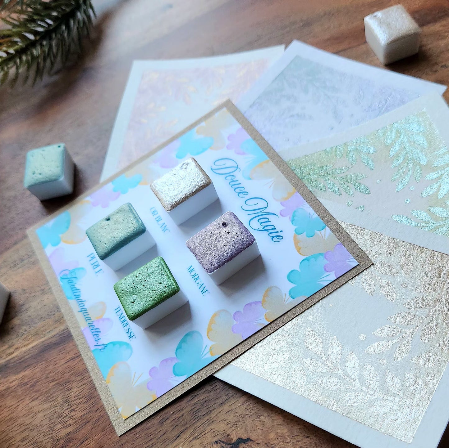 Set de 4 aquarelles artisanales irisées "DOUCE MAGIE"