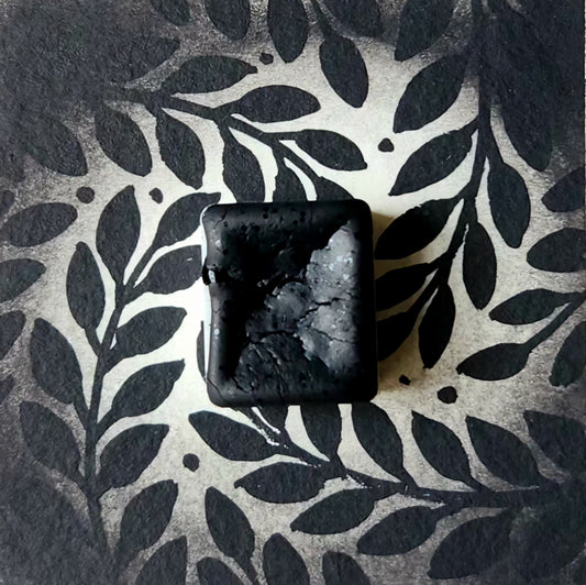Noir de suie, aquarelle artisanale, demi-godet